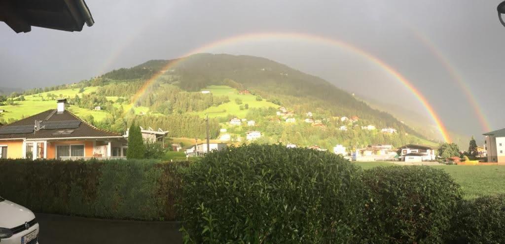 Apartamento Haus Trojer Matrei in Osttirol Exterior foto